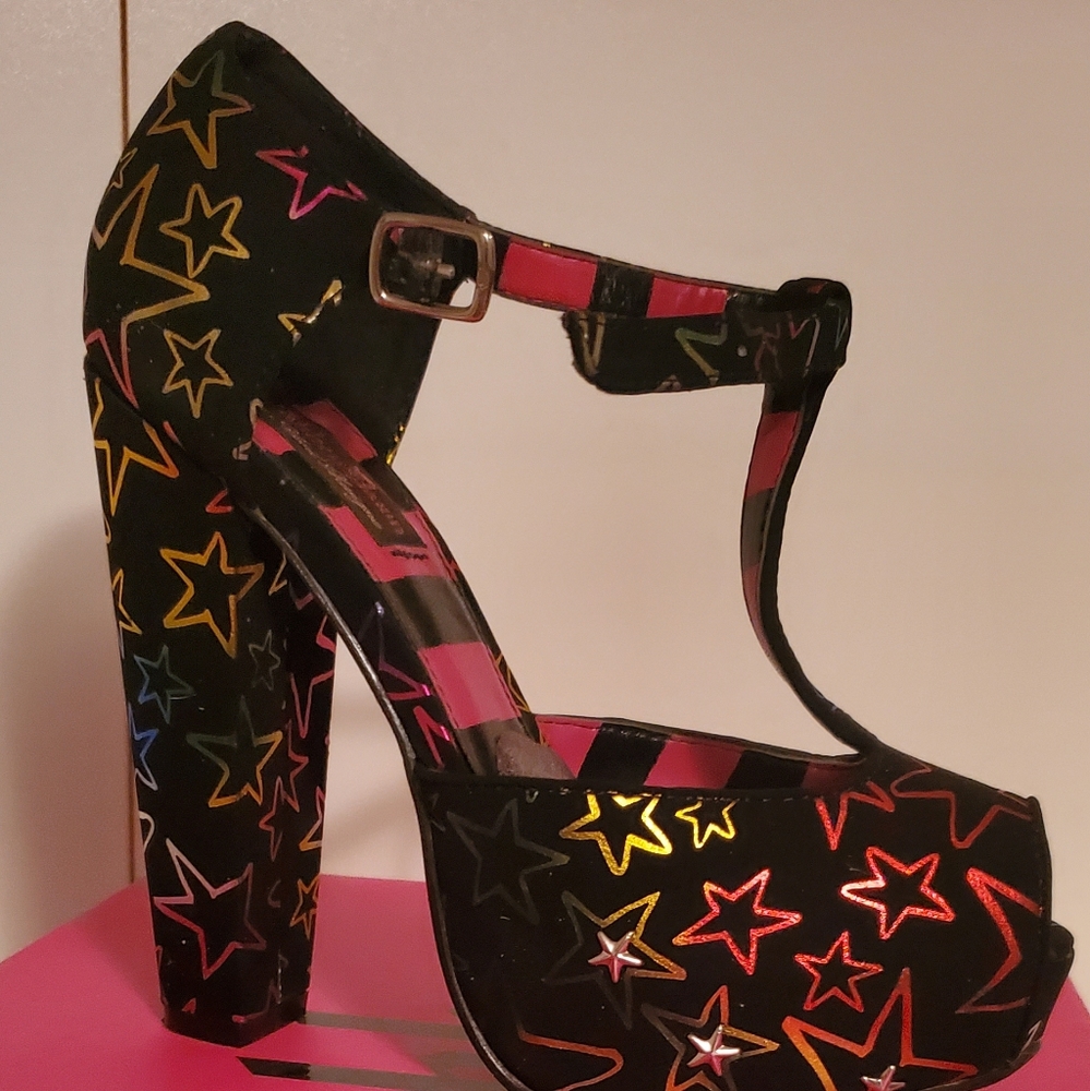 Abby's Starstruck, Size 6